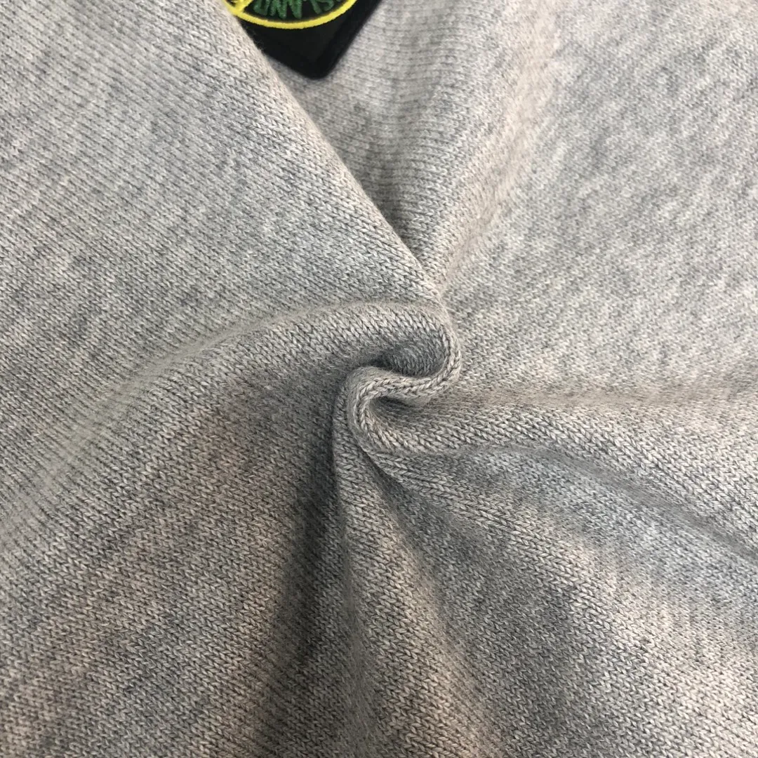 P190 STONE ISLAND 💥 Exclusive latest men's casual pullover knitted sweater ~ advanced customization, full of urban style, classic, simple and elegant round neck bottoming knitted sweater. Imported fabrics are soft and delicate, and are skin-friendly and comfortable to wear. A basic foundation is indispensable for men's wardrobes. They can be used to match various clothing anytime and anywhere to meet your daily needs. The design of the clothes is very simple, embellished with unique compass logo embroidery, fashionable and versatile⚠️⚠️✨✨A must-have item for men! All three standards are complete! Color: black, off-white, gray Size: M-3XL (please state your height and weight when placing an order)